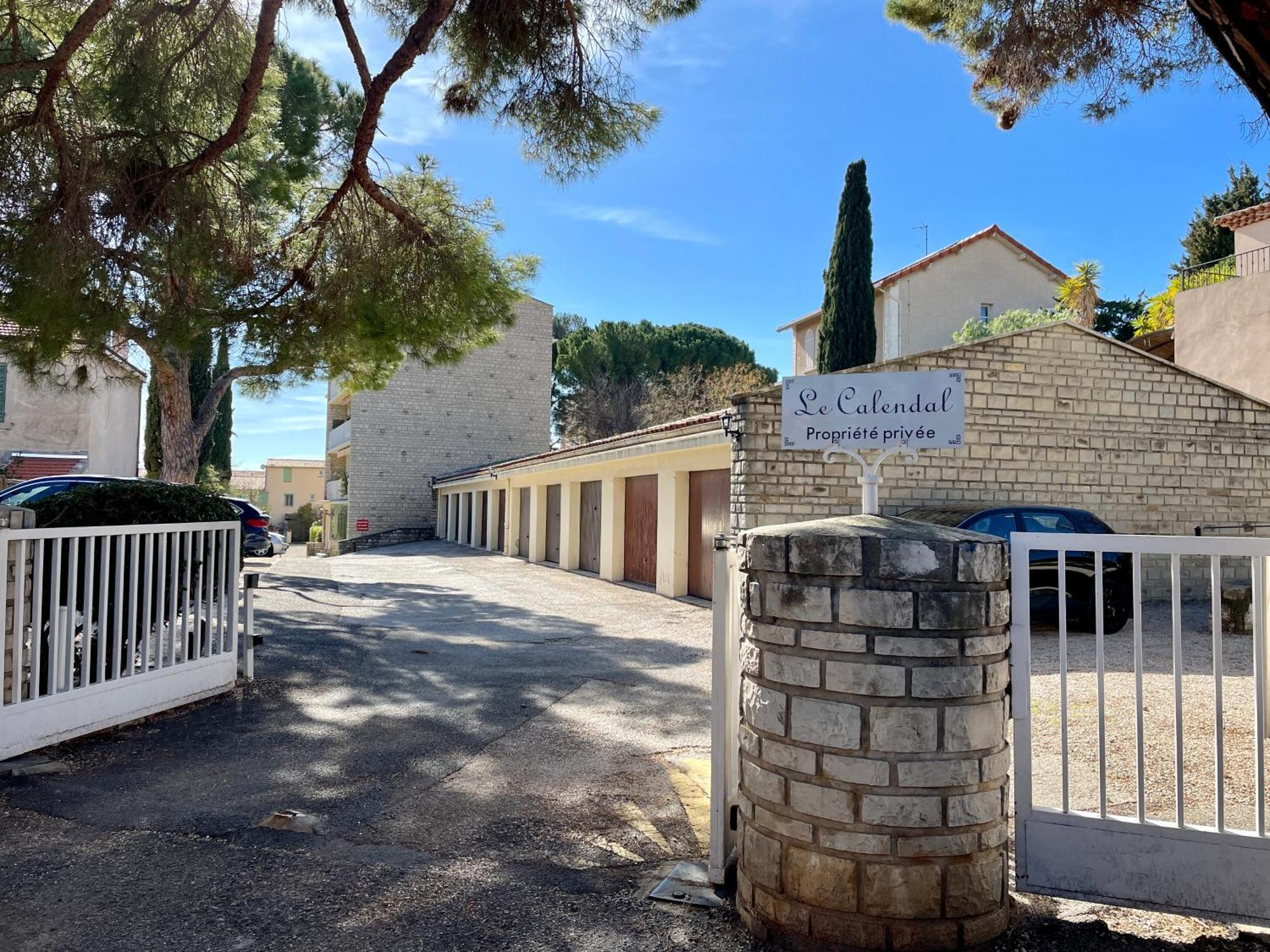Au Coeur Et Au Calme De Bandol, Parking Et Climatisation Apartment Exterior photo